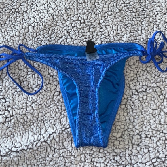 Triangl Aster Bottom - Picture 2 of 2